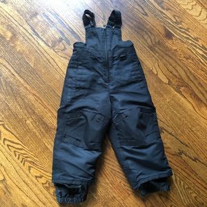 Boys circo black snow pants size 2T